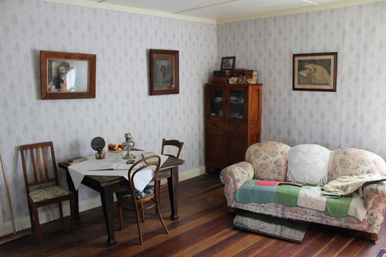 Sitting room