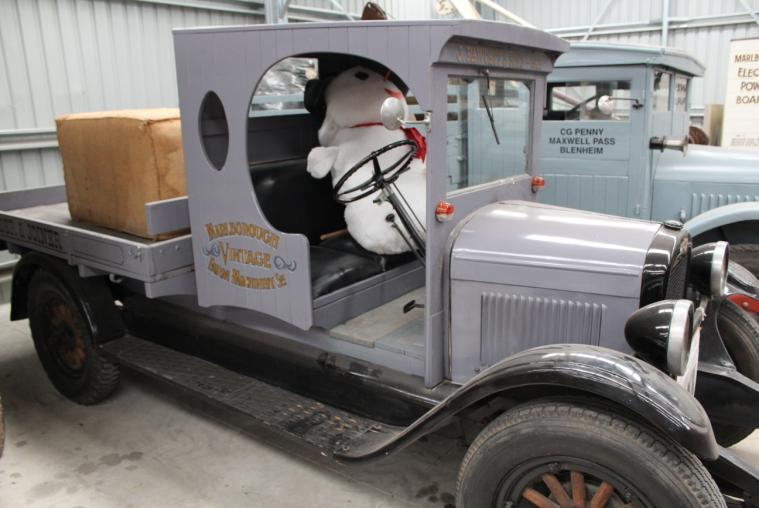 1928 Chev 4 Truck
